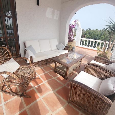 Romantic White Villa -Private Pool 네르하 외부 사진