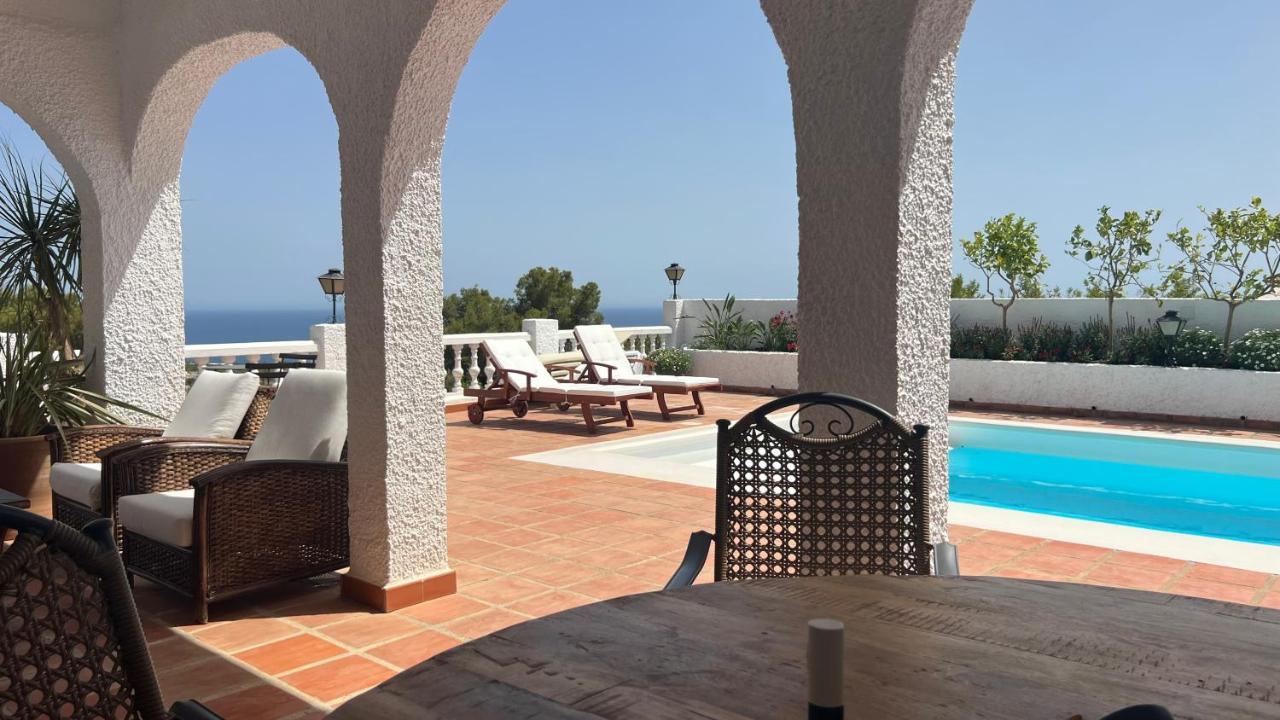 Romantic White Villa -Private Pool 네르하 외부 사진
